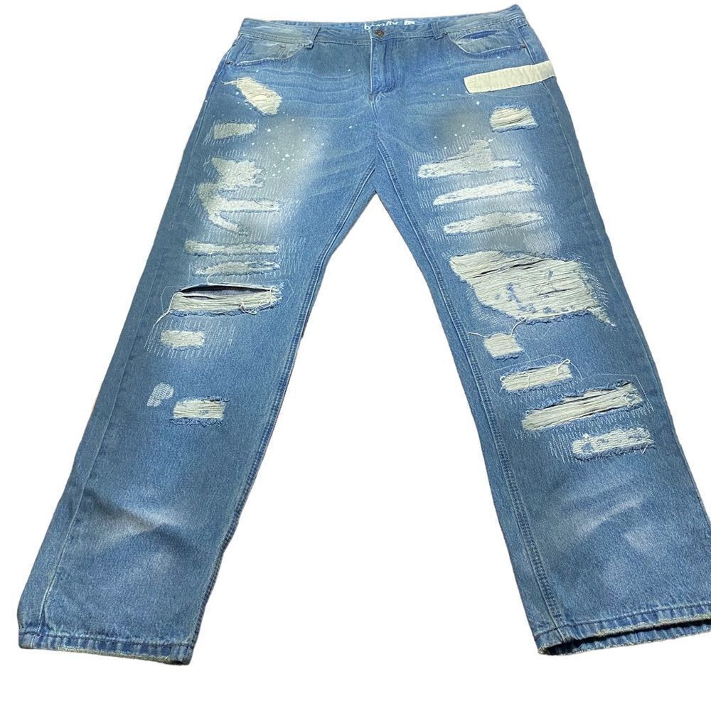 Born Fly Men’s Sz 42 x 34 Med Blue Distressed Splatter Eagle Patch Denim Jeans